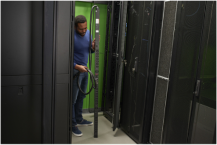 Rack PDU 9000 Switched, ZeroU, 30A, 120/208V, (16) 5-20R, (7) C13/C15, (1) C19/C21