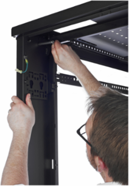 NetShelter SV 42U Rack Enclosure, 600mm Wide x 1060mm Deep, Black