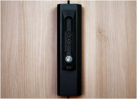 NetShelter CX High Security Handle Adaptor Kit, 11.81 Inch H x 2.72 Inch W x 1.38 Inch D