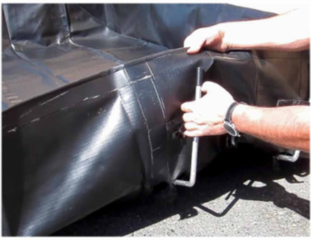 Durable L Rod Spill Berm, 10' x 10' x 12"