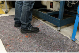 Rag Rug Universal Absorbent Mats - Heavy Weight, 30" x 200', Absorbency Capacity 38 gal