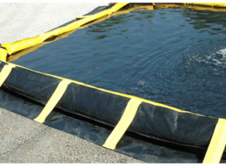 Standard Weight Portable Spill Containment Berm, Sump Capacity 748 gal