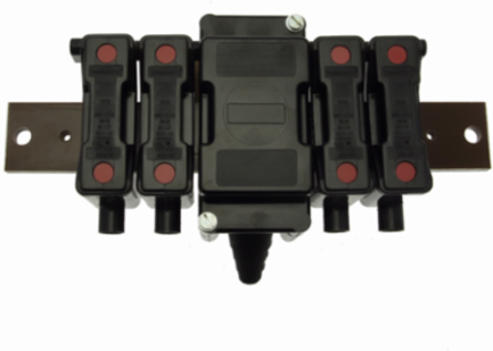 Four-Way Low Voltage Fuse Holder 660V 20A, 4.268 LB, 136 MM Height