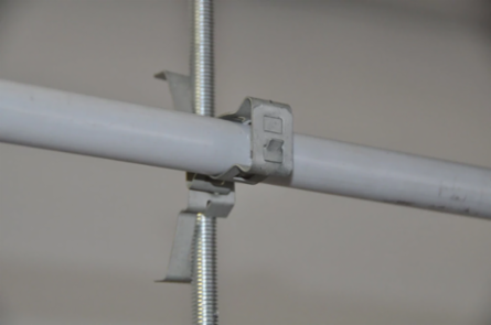 Snap Close Conduit Clip, 1 Inch EMT, 1.18-1.38 Inch OD, 1/4 Inch Rod