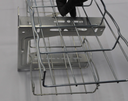 Wire Basket Tray Clip, 3/16"–5/16" Wire