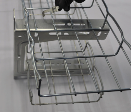 Wire Basket Tray Clip, 3/16"–5/16" Wire
