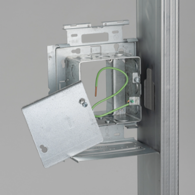 Box Mounting Plate with Far Side Support on Stud Assembly, OBB4 DG MR