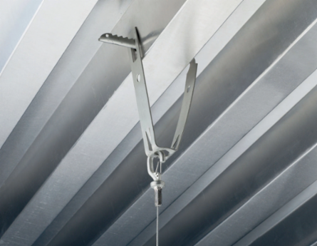 Trapezoidal Deck Hanger, Spring Steel, 14 mm Unthreaded Hole