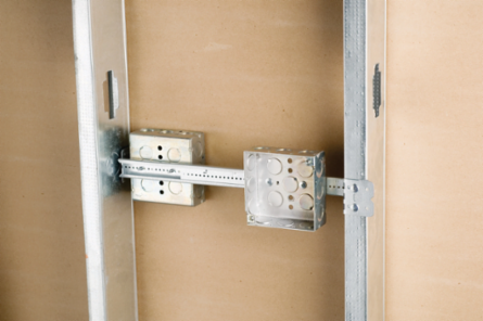 Telescoping box bracket 15 3/4"–25" stud space 1 1/2", 2 1/8", 2 1/2" box depth