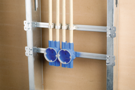 Telescoping box bracket 17"–26" stud space 1 1/2", 2 1/8", 2 1/2" box depth
