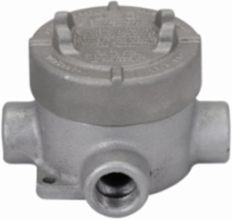 Condulet Outlet Box, 3-3/16 Inch Cover Diameter, Copper-free Aluminum, T Shape, 1/2 Inch