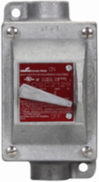 Snap Switch Control Station 20A, 3/4 Inch Hubs, Copper-free Aluminum, NEMA 3, 120-277V