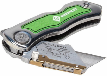 Folding Utility Knife with 8.9 Inch Length and Retractable Serrated Blade