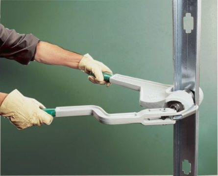 Plumber Stud Punch - 2-5/8 Inch Hole, 2-1/8 Inch Throat Width, High Strength Aluminum Alloy