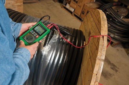 Cable Length Meter with 4-1/2 Digit LCD Display and Resistance Range up to 1999.9 Ohms