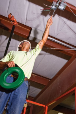 125 Foot Steel Fish Tape with 400 LB Tensile Strength