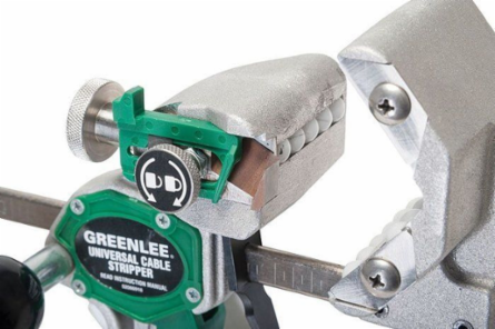 Universal Tool Kit with Adjustable Blades, 1/2-3 Inch Capacity, 1.1 lbs