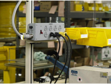 Spec Grade Switched PSDA, 4-Gang, Gray, NEMA 1 Enclosure