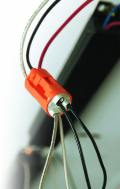 PowerPlug® Luminaire Disconnect 3-Wire, Fits 1/2 Inch Knockout, Box of 1,000