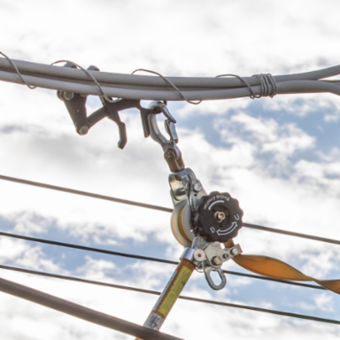 Wide Range Distribution Grip for Tree Wire, 0.162-0.883 Inch, 5000 lb Load