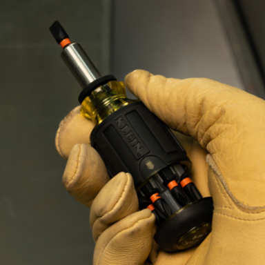 8-in-1 Stubby Magnetic Screwdriver, 4.81 Inch Overall Length, Adjustable Shank 1 to 2.75 Inch