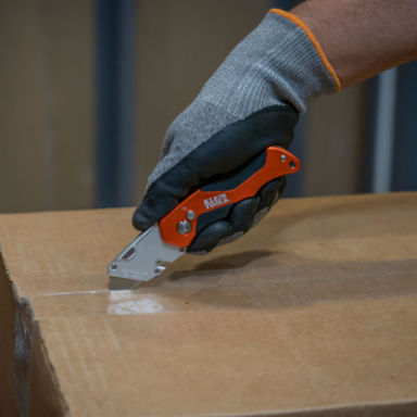 Folding Utility Knife 6.25 Inch Length, Aluminum Handle, Triple Ground Blades