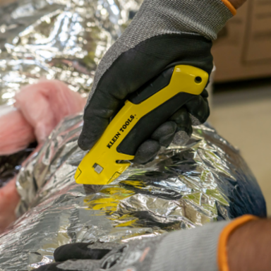 Self-Retracting Utility Knife 5.75 Inch, Yellow Handle, 0.44 lbs Weight