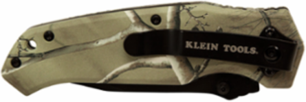 Pocket Knife with REALTREE XTRA Camo Handle and 3-1/2 Inch Tanto Blade