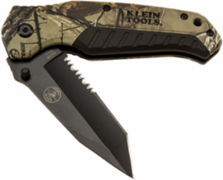 Pocket Knife with REALTREE XTRA Camo Handle and 3-1/2 Inch Tanto Blade