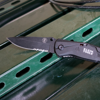 Spring-Assisted Pocket Knife 3.5 Inch Blade, Liner Lock, Stainless Steel