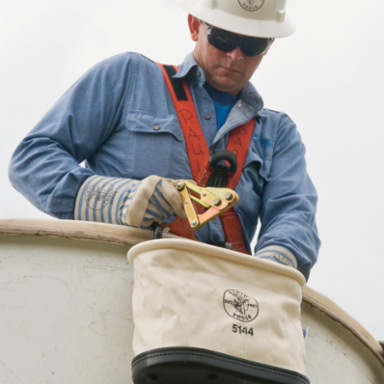 Canvas Bucket 15-Pocket Aerial Oval with Hooks, 10 Inch Height, 14 Inch Length