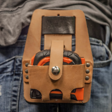 Leather Tape Measure Holder, Large for 25-30 Foot Tape, 5 x 2 x 7 Inch