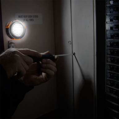 Tradesman Pro™ Work Light with 50 Lumens, 3 x AAA Battery, 2.8 Inch Diameter