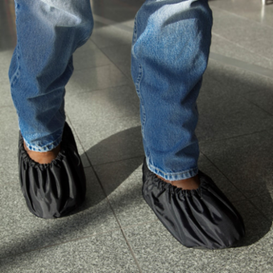 Tradesman Pro™ Medium Shoe Covers, Black Nylon, Machine Washable, Slip Resistant