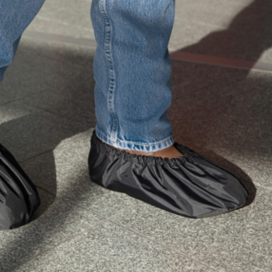 Tradesman Pro™ Medium Shoe Covers, Black Nylon, Machine Washable, Slip Resistant