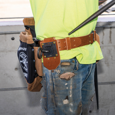 Adjustable Connecting Bar Holder, 3-Inch Belt Width, Full Grain Leather, Swivels