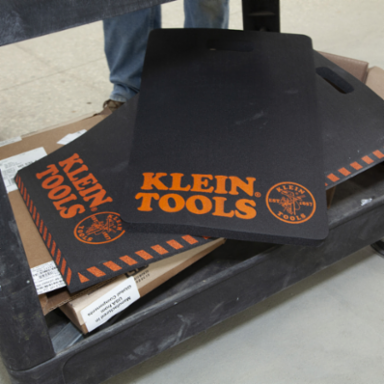 Tradesman Pro Standard Kneeling Pad, 1 Inch Thick NBR Foam, 21 Inch x 13.5 Inch