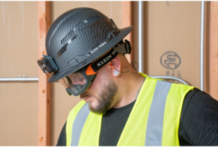 Professional Safety Goggles, Clear Lens, UV Protection, Anti-Fog, ANSI Z87.1+