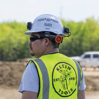 Lightweight Hard Hat Cooling Fan - 2 Speeds, 16-Hour Battery Life, Compact Design