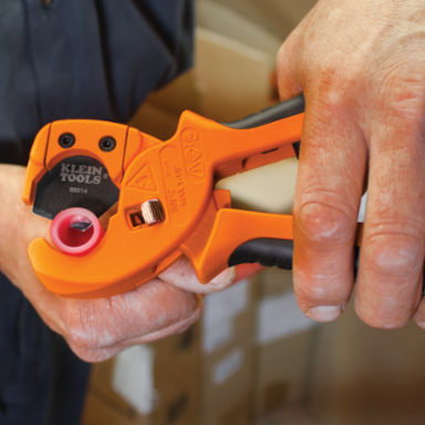 PVC and Multilayer Tubing Cutter, Cuts 1 Inch Plastic Tubing & 3/4 Inch PVC, 0.475 lbs