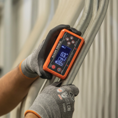 Digital Level with Programmable Angles, 0 to 90-Degree, Magnetic Base