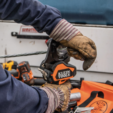 Battery-Operated EHS Closed-Jaw Cable Cutter, Cuts Up to 1590 MCM ACSR, 5/8 Inch Rod