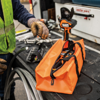 Battery-Operated EHS Closed-Jaw Cable Cutter, Cuts Up to 1590 MCM ACSR, 5/8 Inch Rod