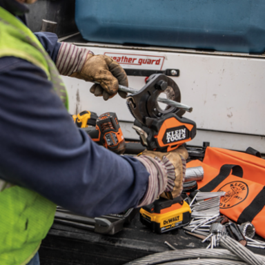 Battery-Operated EHS Closed-Jaw Cutter, 4 Ah, Cuts 750 MCM Copper, 1500 MCM Aluminum