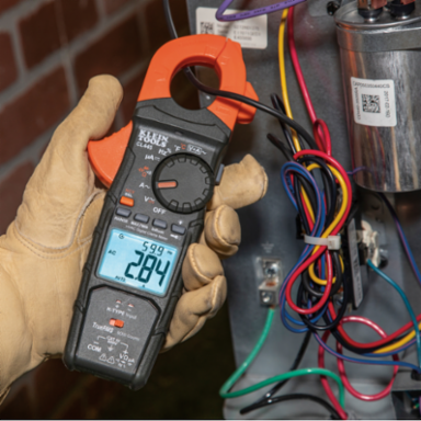 HVAC TRMS Clamp Meter, 600A Current, 750V AC/600V DC, -148° to 1832°F Temperature Range