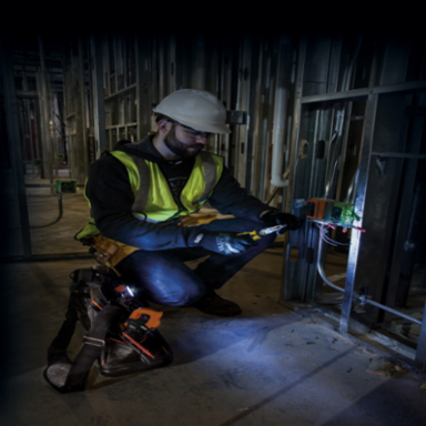 Digital Clamp Meter 600A AC Auto-Ranging TRMS, LoZ, -14° to 1000°F