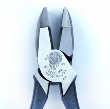 9 Inch Lineman's Pliers, New England Nose, Induction Hardened Steel