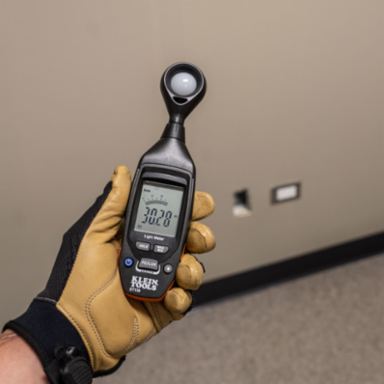 Digital Light Meter - Measures Illuminance in Foot Candles and Lux, 8.24 Inch Height