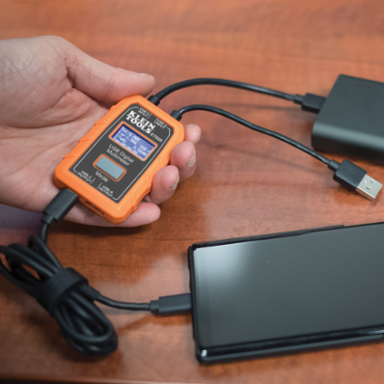 USB Digital Meter for USB-A and USB-C, 3-20V DC, 999Wh Max Energy, 2 m Drop Protection