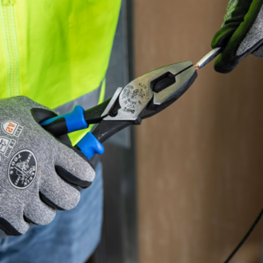 9 Inch Lineman's Pliers, Cuts ACSR & Crimps Non-Insulated Connectors